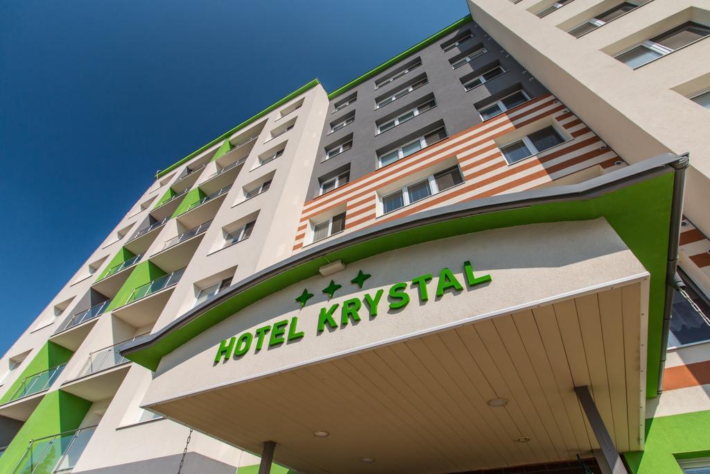 Hotel Krystal Hodonín Buitenkant foto
