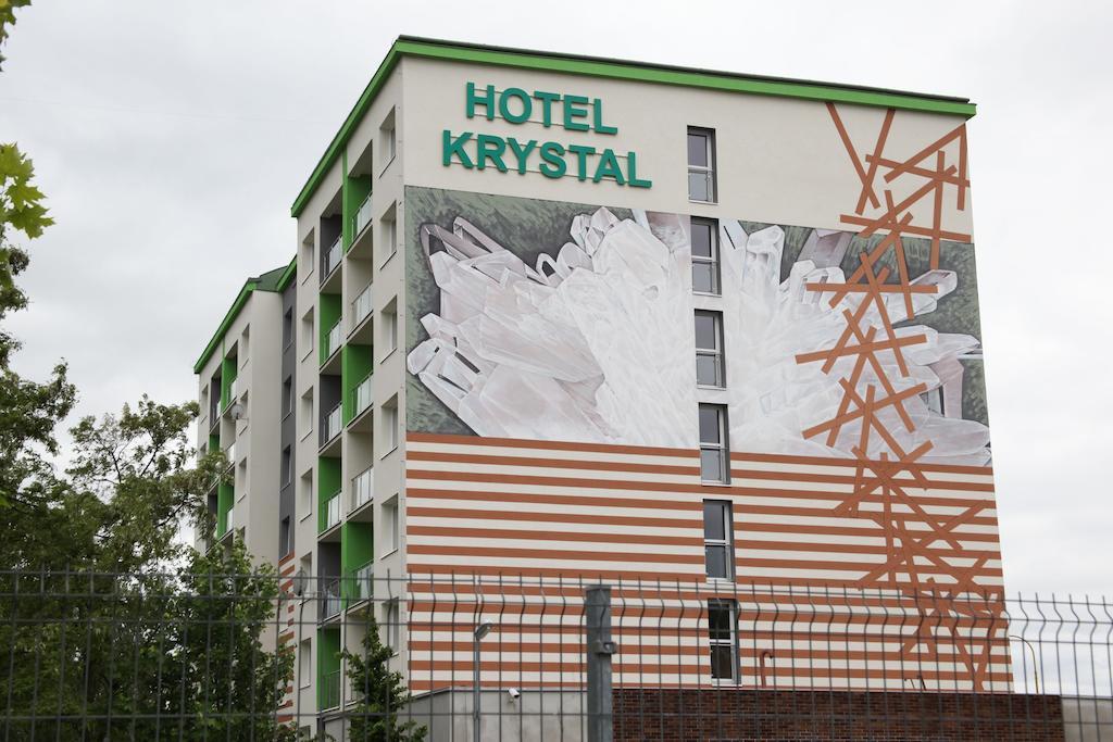 Hotel Krystal Hodonín Buitenkant foto